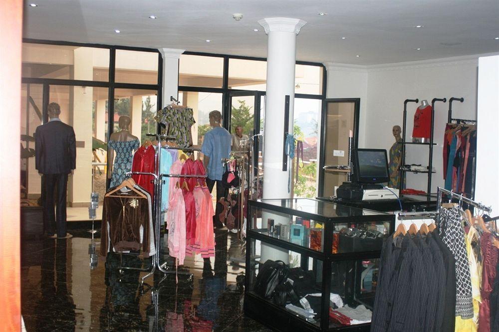 The Manor Hotel Kigali Exteriör bild