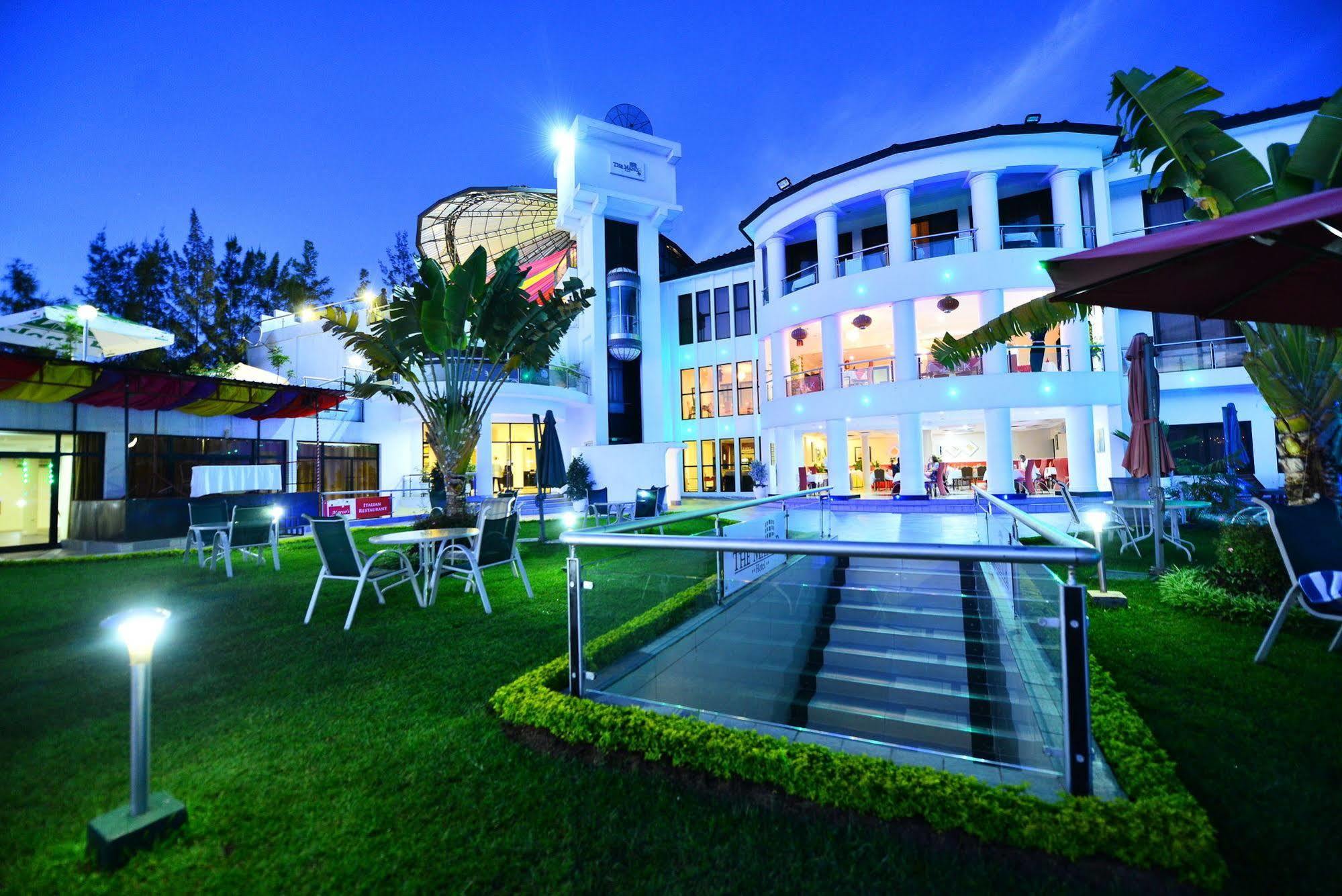 The Manor Hotel Kigali Exteriör bild